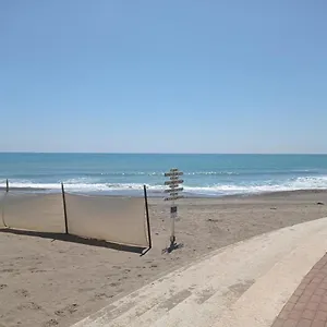 https://bonito-apartamento-de-playa.es-andalucia.com